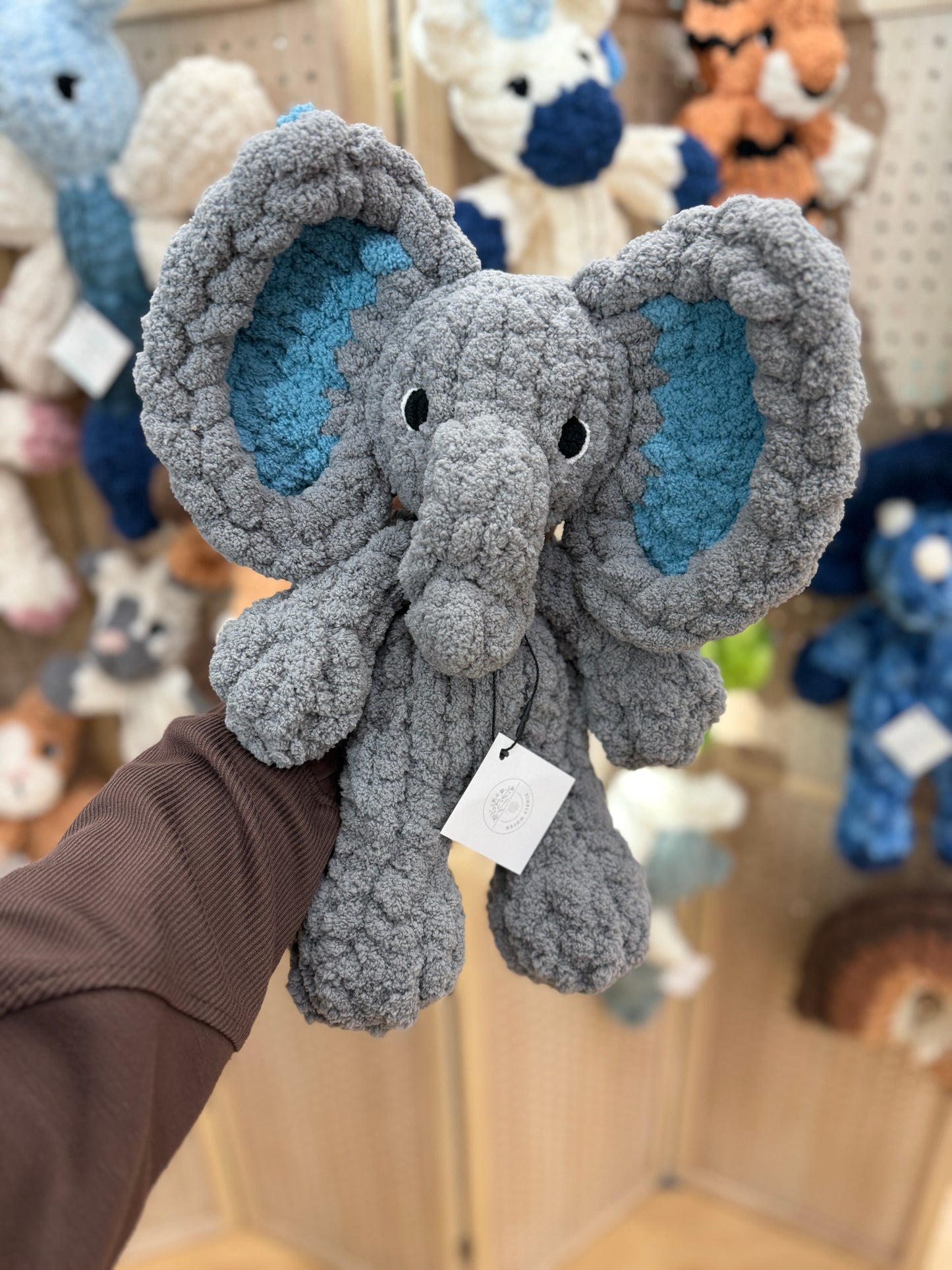 MINI elephant snuggler